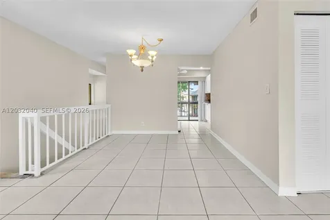 96 Wimbledon Lake Drive Plantation FL 33324