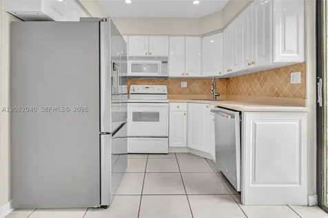 96 Wimbledon Lake Drive Plantation FL 33324