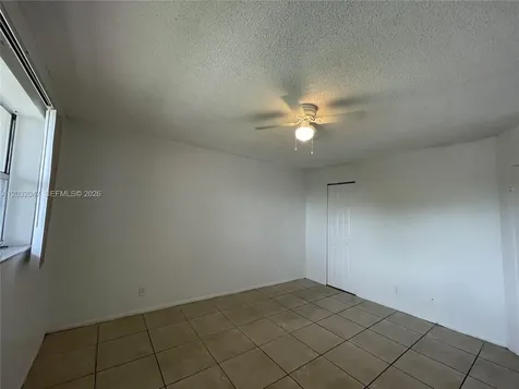8000 S Colony Circle S Tamarac FL 33321