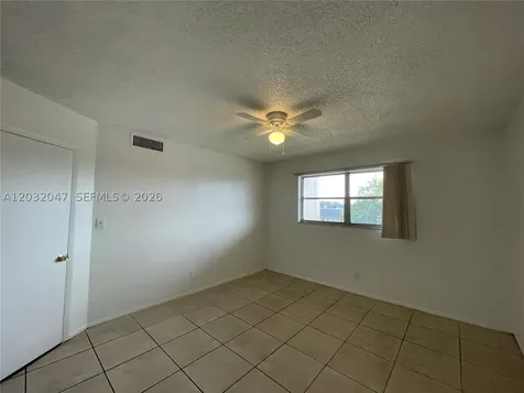 8000 S Colony Circle S Tamarac FL 33321