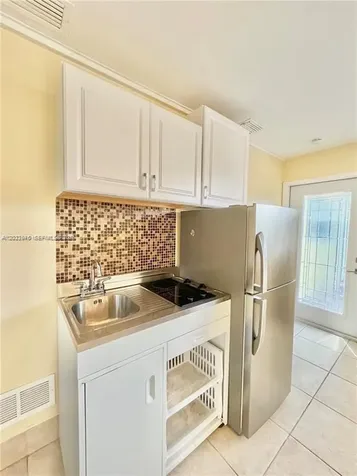 6815 NW 14th Street Plantation FL 33313