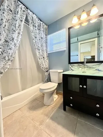 6815 NW 14th Street Plantation FL 33313