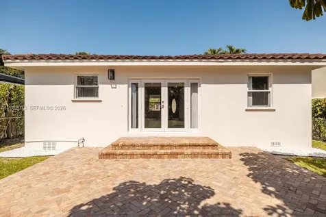 180 Carlisle Drive Miami Springs FL 33166