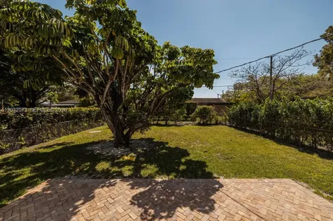 180 Carlisle Drive Miami Springs FL 33166