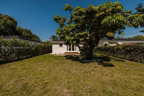 180 Carlisle Drive Miami Springs FL 33166