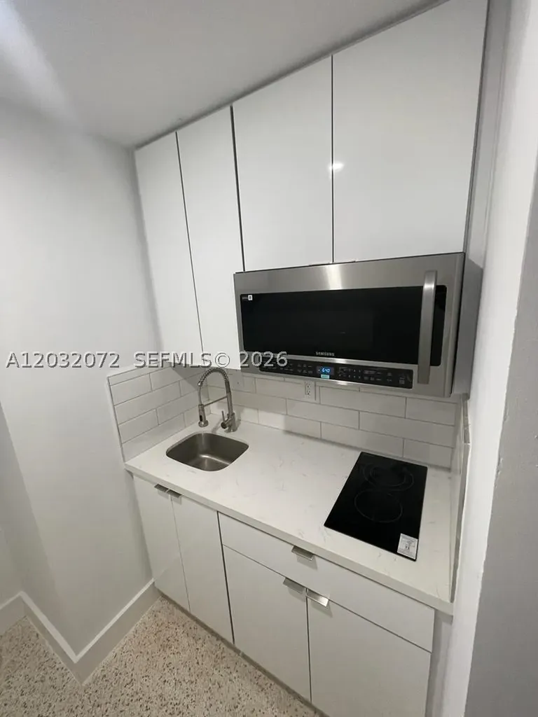 1010 SW 84th Avenue Miami FL 33144