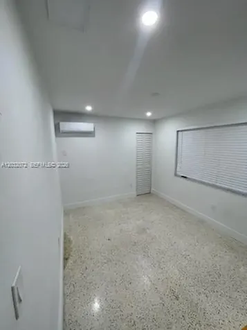 1010 SW 84th Avenue Miami FL 33144