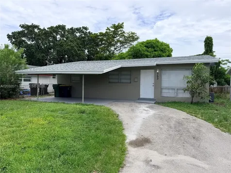 753 SW 3rd Place Dania Beach FL 33004
