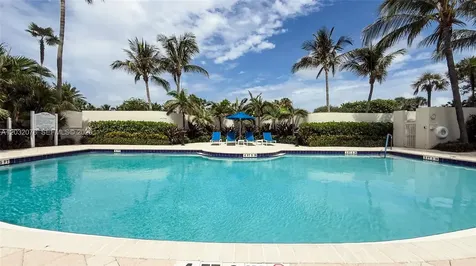 6051 N Ocean Drive Hollywood FL 33019