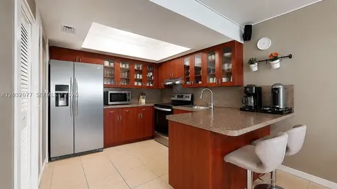 14 Matador Lane Davie FL 33324