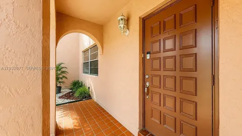 14 Matador Lane Davie FL 33324