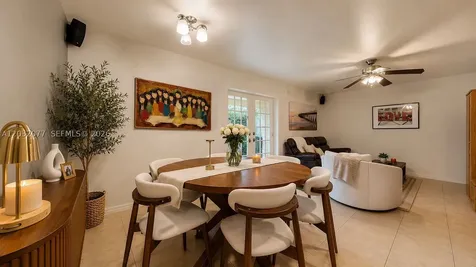 14 Matador Lane Davie FL 33324