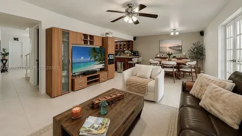 14 Matador Lane Davie FL 33324