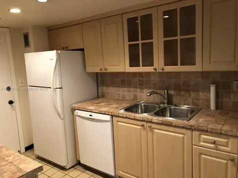150 Ocean Lane Drive Key Biscayne FL 33149