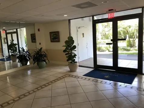 150 Ocean Lane Drive Key Biscayne FL 33149