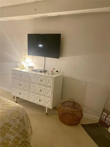 2501 S Ocean Drive Hollywood FL 33019