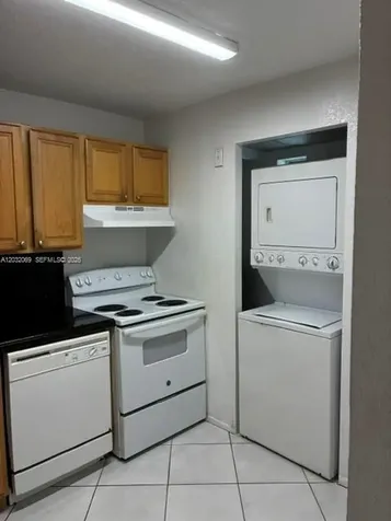 7831 N Colony Circle N Tamarac FL 33321