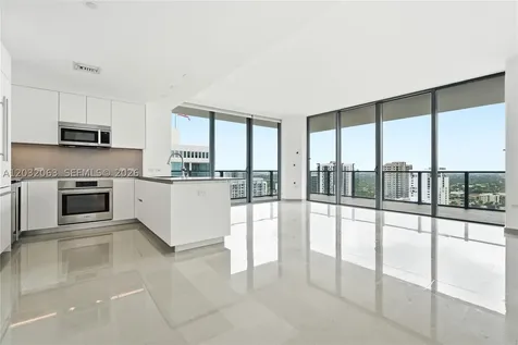 88 SW 7th Street Miami FL 33130