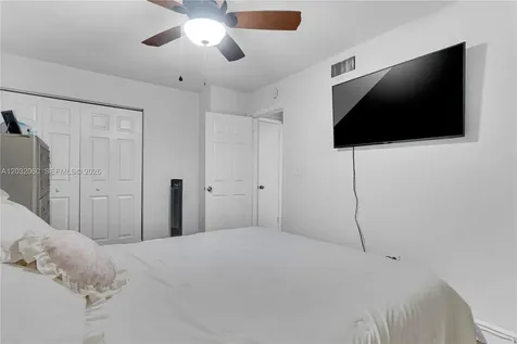 2790 NW 196th Street Miami Gardens FL 33056