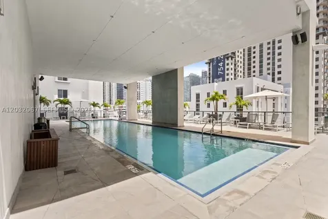 239 SW 9th Street Miami FL 33130