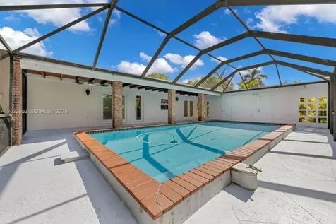 13720 SW 74th Court Palmetto Bay FL 33158