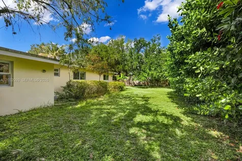 13720 SW 74th Court Palmetto Bay FL 33158
