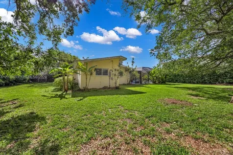 13720 SW 74th Court Palmetto Bay FL 33158