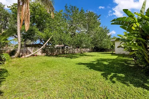 13720 SW 74th Court Palmetto Bay FL 33158
