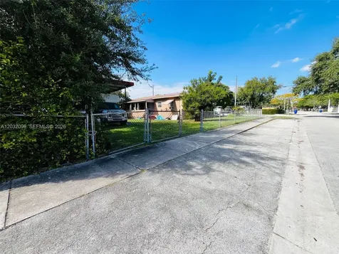 1100 NW 57th Street Miami FL 33127