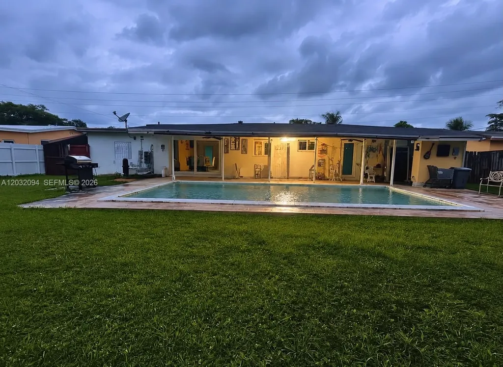 6492 SW 25th Street Miramar FL 33023