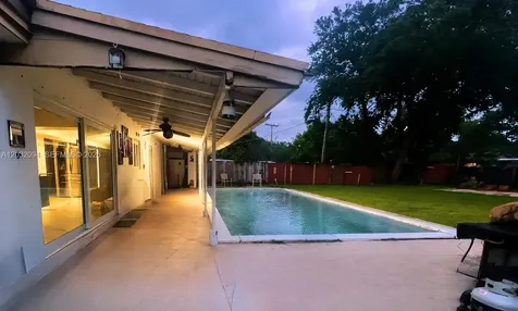 6492 SW 25th Street Miramar FL 33023