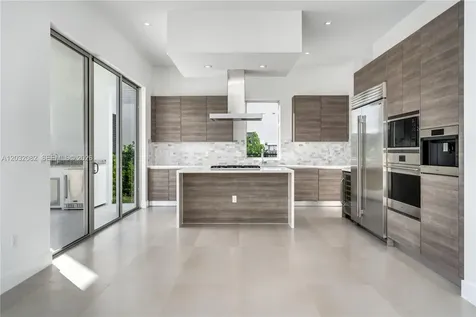 16720 N Botaniko Drive N Weston FL 33326