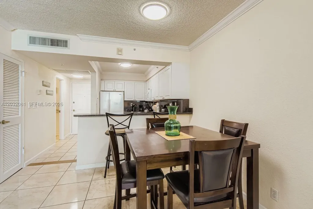 2501 S Ocean Drive Hollywood FL 33019