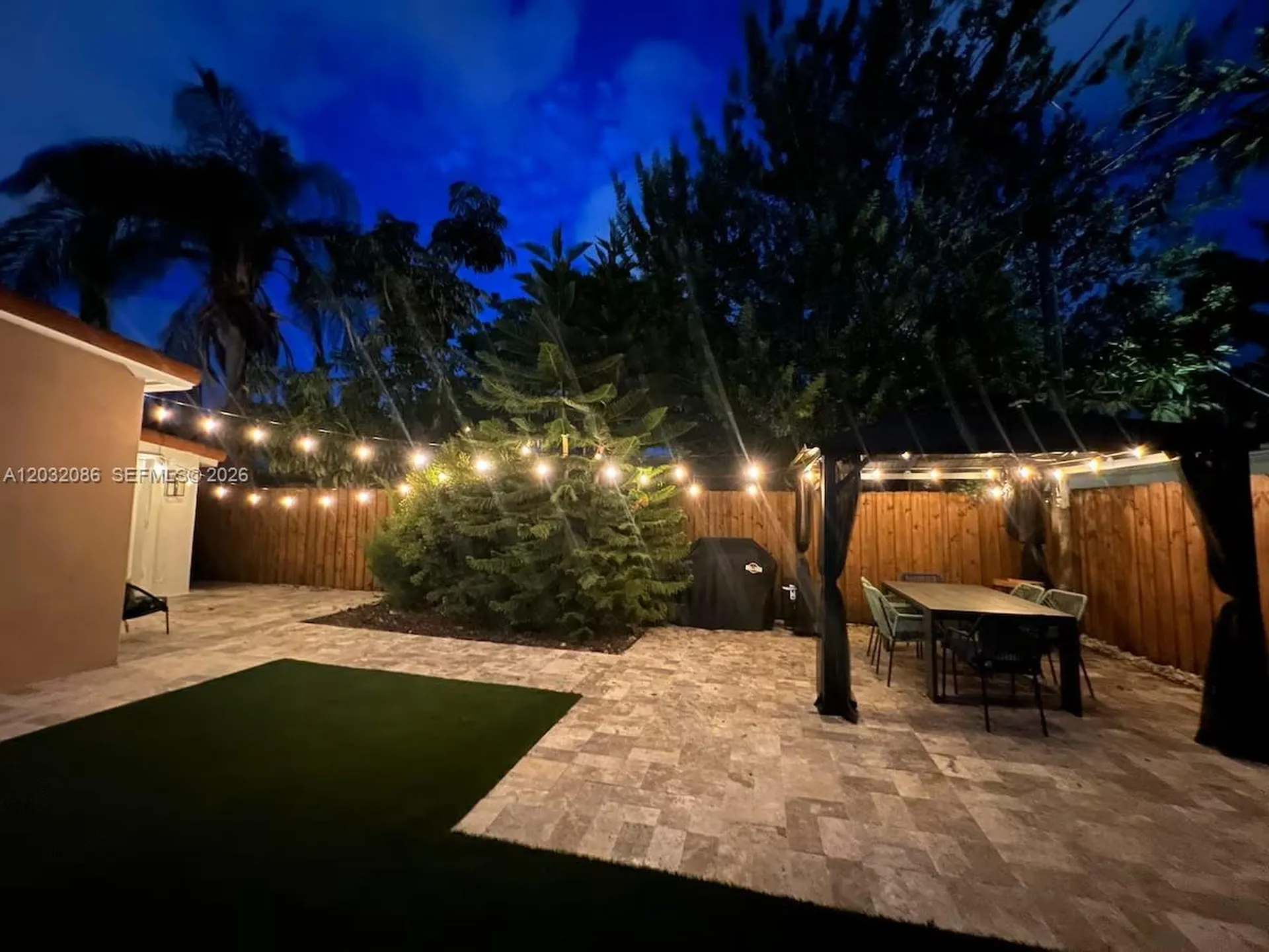 1736 NE 17th Street Fort Lauderdale FL 33305