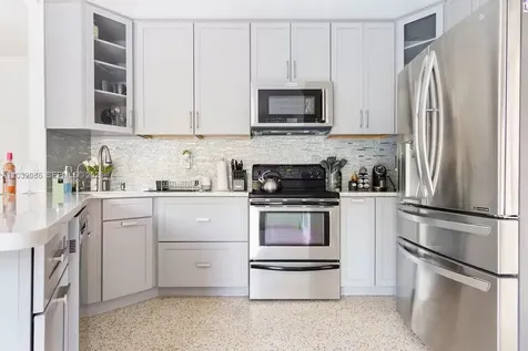 1736 NE 17th Street Fort Lauderdale FL 33305