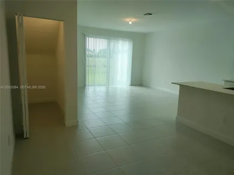 652 SE Lake Falls Street Port St. Lucie FL 34984