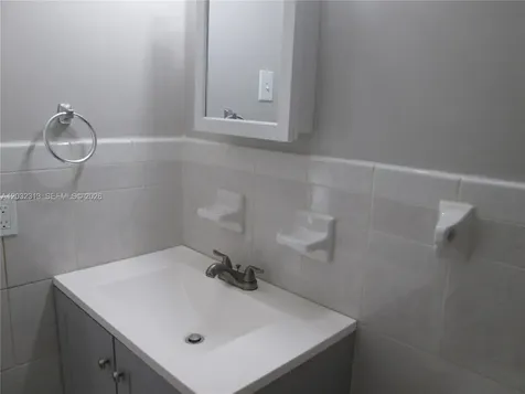 2250 NE 66th Street Fort Lauderdale FL 33308