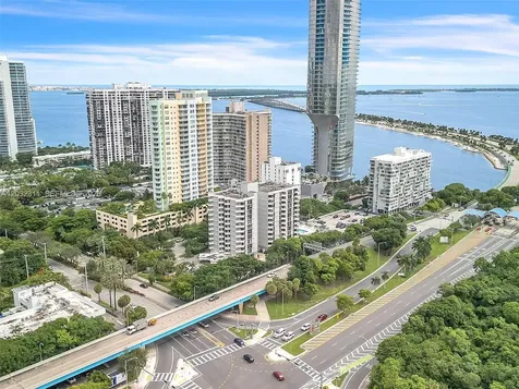 150 SE 25th Road Miami FL 33129