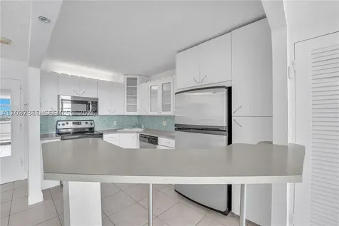 150 SE 25th Road Miami FL 33129