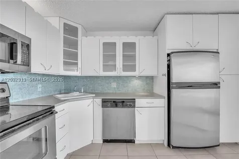 150 SE 25th Road Miami FL 33129