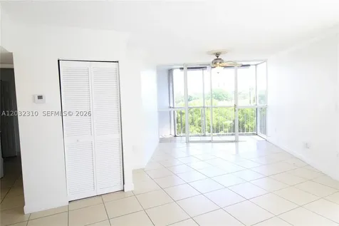 Hialeah FL 33015