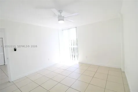 Hialeah FL 33015