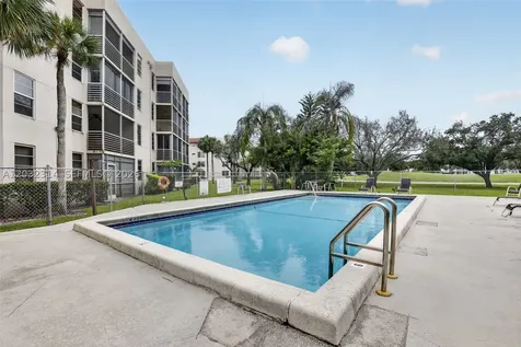 1911 Sabal Palm Drive Davie FL 33324