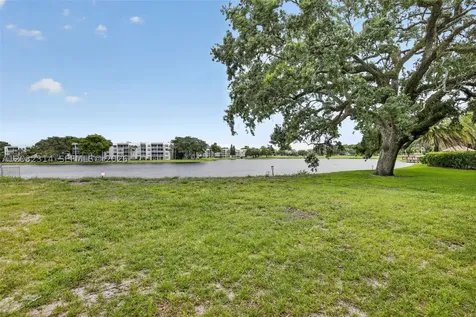 1911 Sabal Palm Drive Davie FL 33324