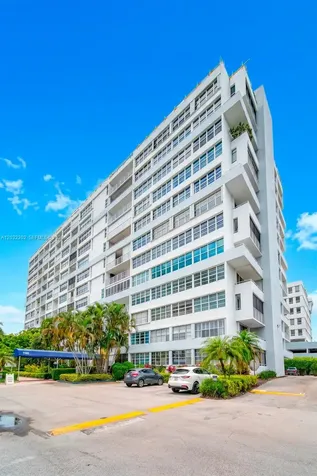 1160 N Federal Highway Fort Lauderdale FL 33304