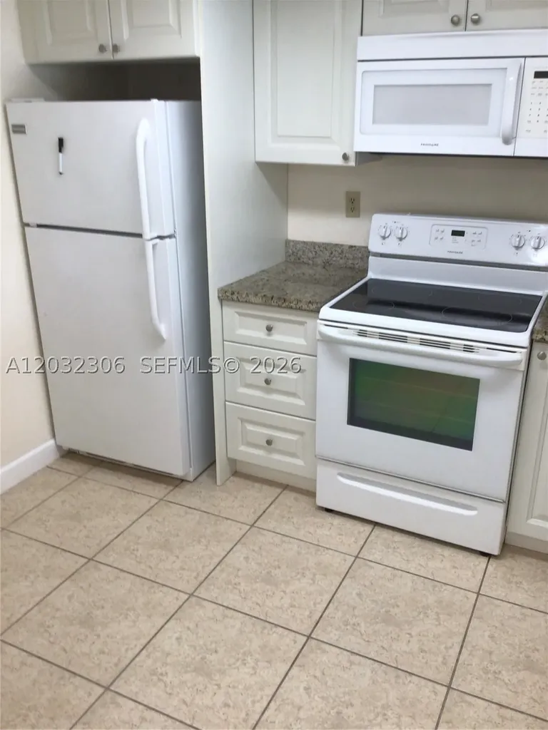 10975 SW 107th Street Miami FL 33176