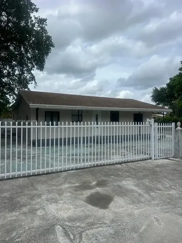 2467 NW 103rd Street Miami FL 33147