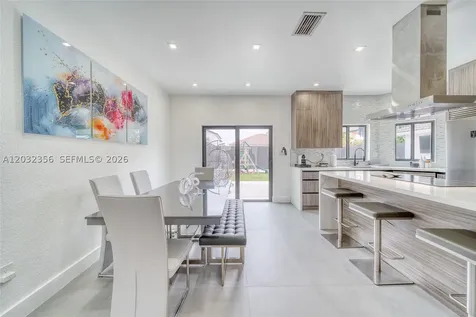 7963 NW 195th Terrace Hialeah FL 33015