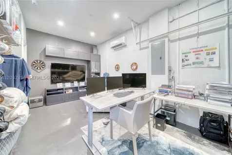 7963 NW 195th Terrace Hialeah FL 33015