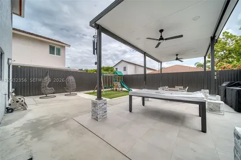 7963 NW 195th Terrace Hialeah FL 33015